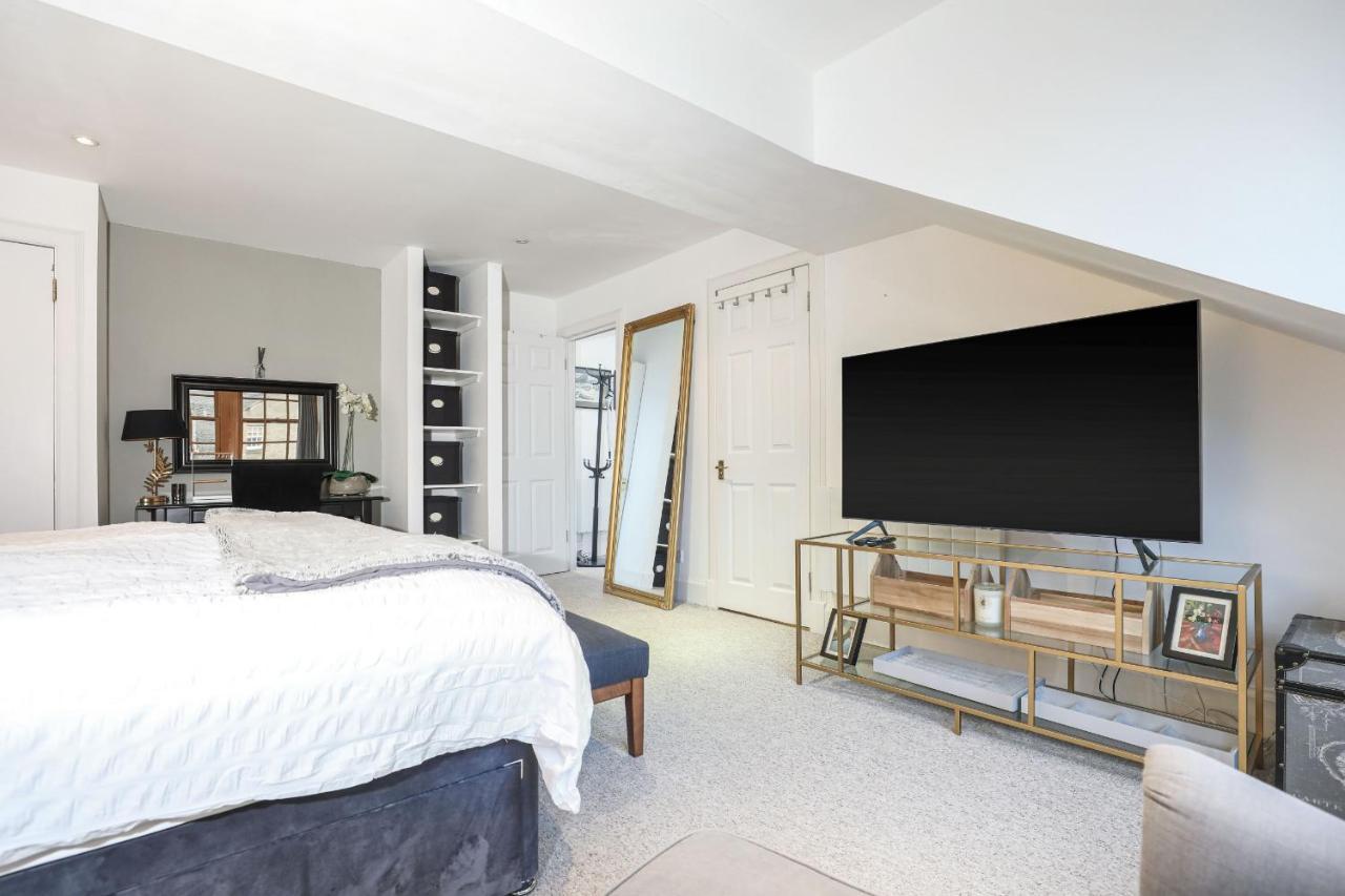 Luxury 3 Bed Royal Mile Apartment Edimburgo Exterior foto