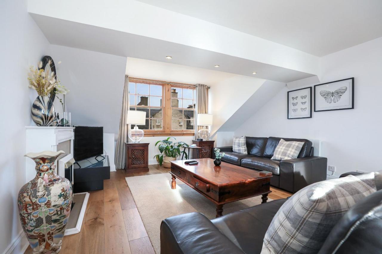 Luxury 3 Bed Royal Mile Apartment Edimburgo Exterior foto